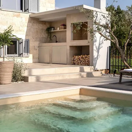 Villa Contessina By Seeadria Agency *